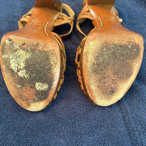 🎉Michael by Michael Kors Classic Brown Leather 5” Heels w/Gold Accents Size 8 - Picture 13 of 13